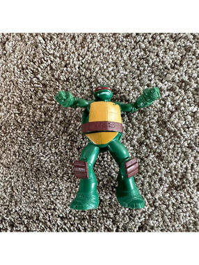 Teenage Mutant Ninja Turtle action figure toy 4”